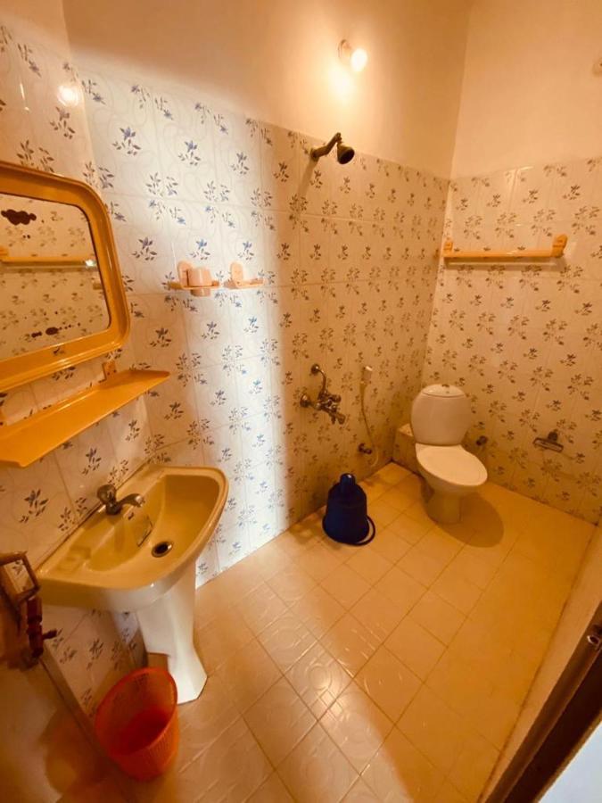 Surf N Sea Hotel Thiruvananthapuram Bagian luar foto