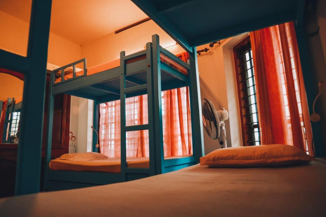 Surf N Sea Hotel Thiruvananthapuram Bagian luar foto